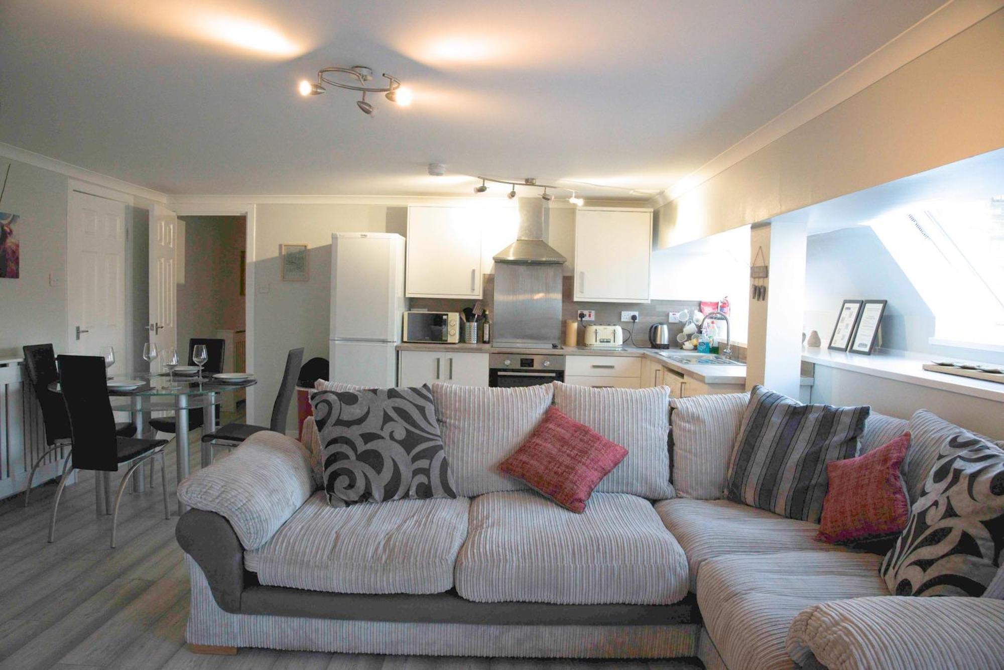 Fabulous Stylish Flat In Merchant City & Free Secure Parking Glasgow Buitenkant foto