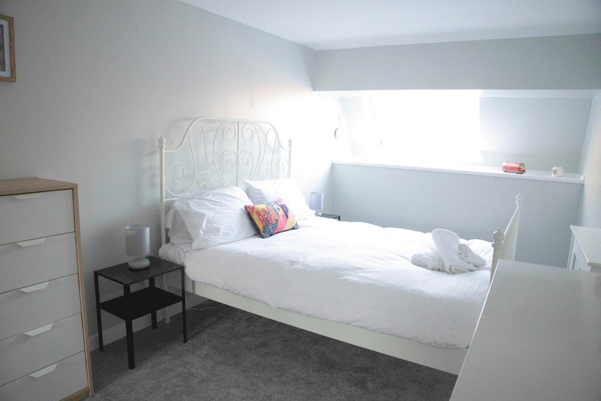 Fabulous Stylish Flat In Merchant City & Free Secure Parking Glasgow Buitenkant foto