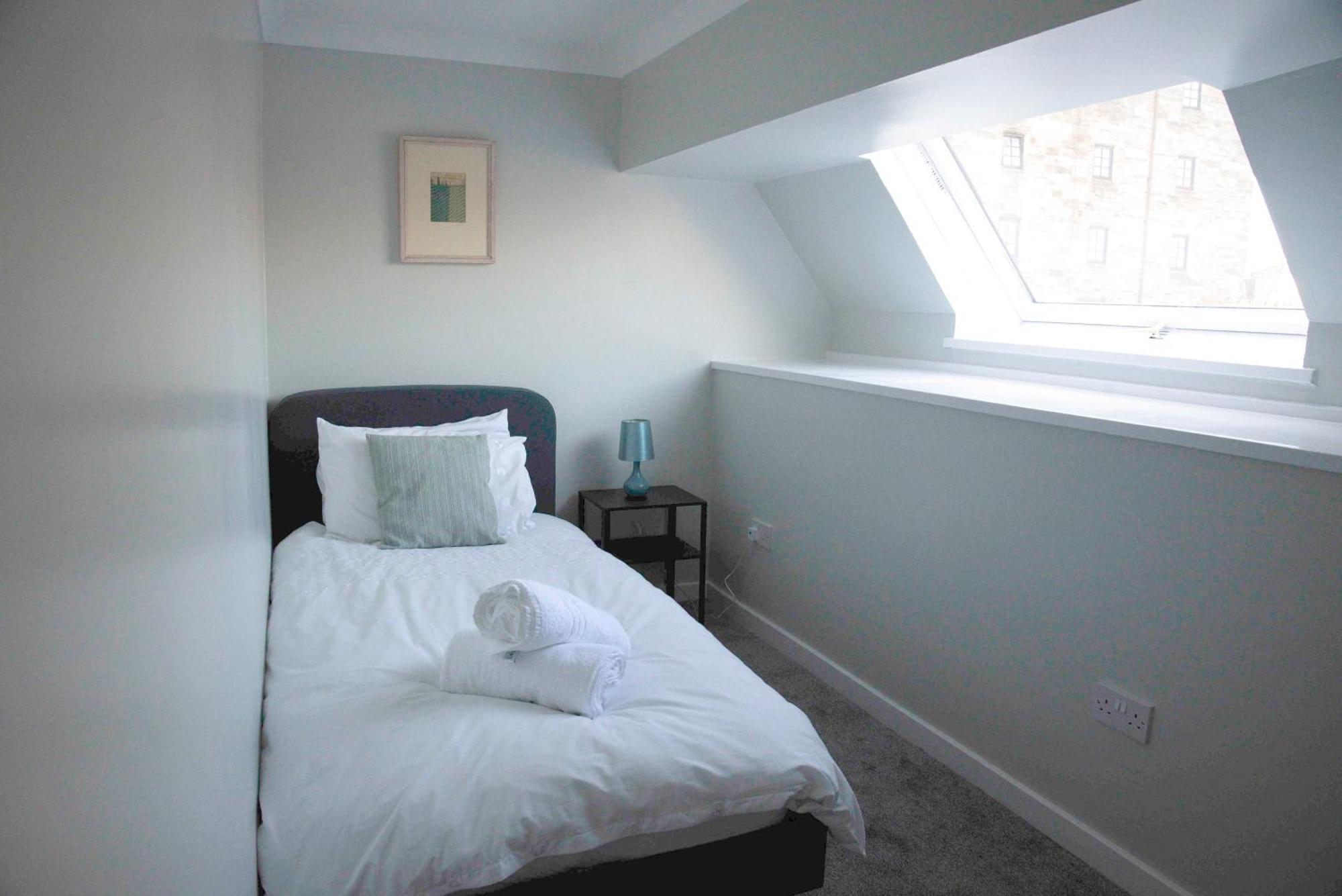 Fabulous Stylish Flat In Merchant City & Free Secure Parking Glasgow Buitenkant foto
